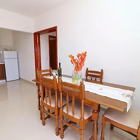 Apartman Panoramic - Two Bedroom With Terrace And Sea View Blato